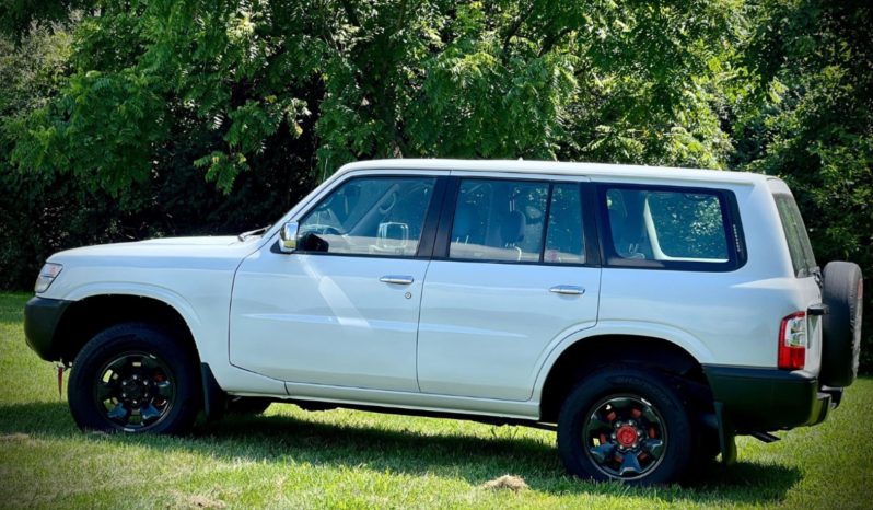 Nissan Patrol Y61 1998 full