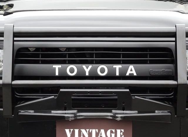 Toyota Land Cruiser 1994 full