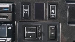 Toyota Hiace Van 2003 full