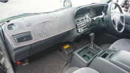 Toyota Hiace Van 2003 full