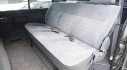 Toyota Hiace Van 2003 full