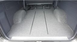 Toyota Hiace Van 2003 full