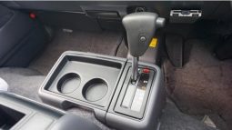 Toyota Hiace Van 2003 full