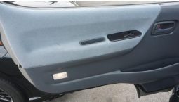 Toyota Hiace Van 2003 full