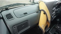 Toyota Hiace Van 2003 full