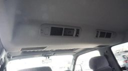 Toyota Hiace Van 2003 full