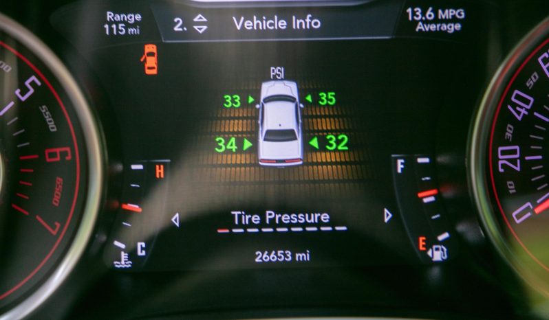 Dodge Challenger R/T Scat Pack 2015 full