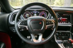 Dodge Challenger R/T Scat Pack 2015 full