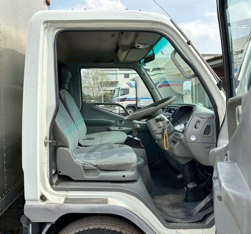 Mitsubishi Fuso Canter (4D33 2 Tonner) 1999 full