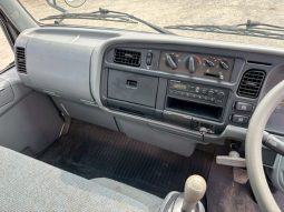 Mitsubishi Fuso Canter (4D33 2 Tonner) 1999 full