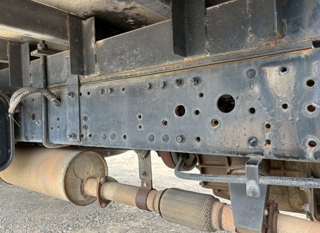 Mitsubishi Fuso Canter (4D33 2 Tonner) 1999 full