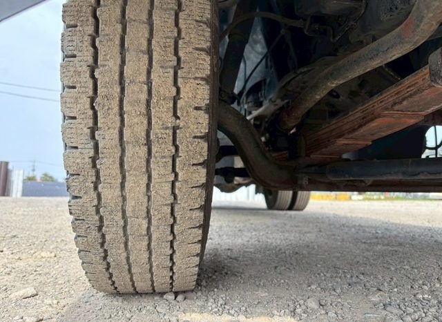 Mitsubishi Fuso Canter (4D33 2 Tonner) 1999 full