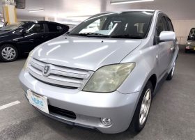 Toyota IST 2002