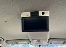 Toyota Vanguard 2012 full