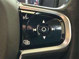 Volvo XC90 T6 Momentum 2015 full