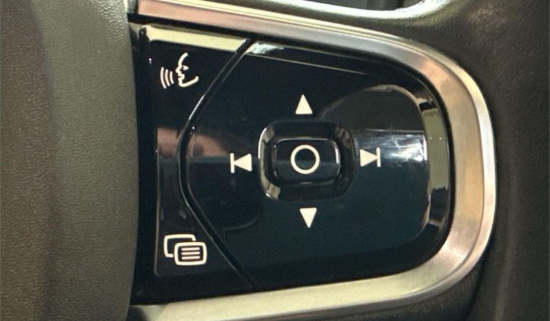 Volvo XC90 T6 Momentum 2015 full