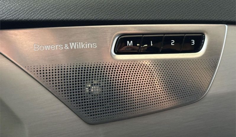 Volvo XC90 T6 Momentum 2015 full