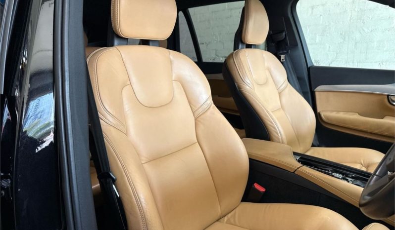 Volvo XC90 T6 Momentum 2015 full