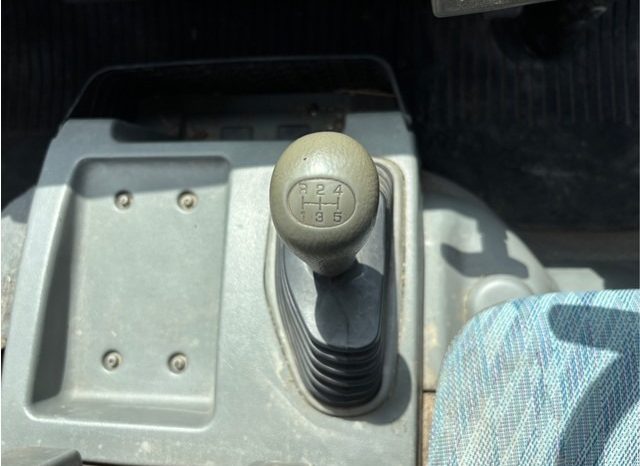 Mitsubishi Fuso Canter 1995  (4D33) full