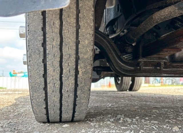 Mitsubishi Fuso Canter 1995  (4D33) full