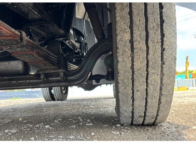 Mitsubishi Fuso Canter 1995  (4D33) full