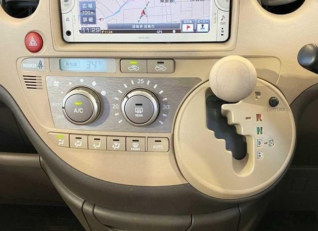 Toyota Sienta G 2012 full