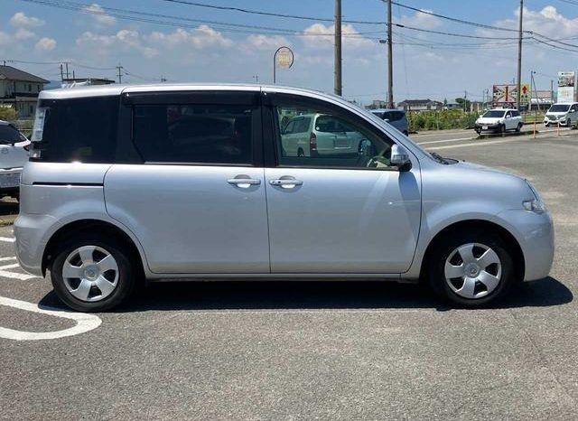 Toyota Sienta G 2012 full