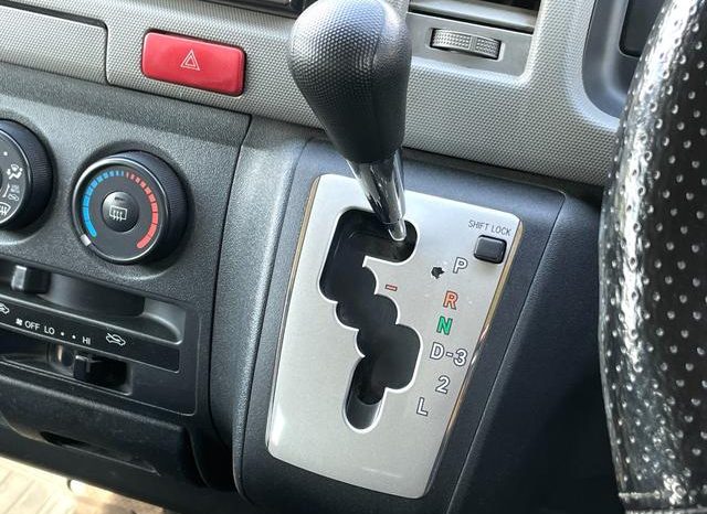 Toyota Hiace Van Long Justlow DX 2011 full