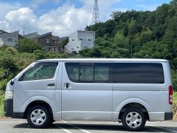 Toyota Hiace Van Long Justlow DX 2011 full