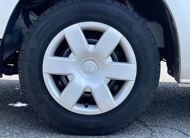 Toyota Hiace Van Long Justlow DX 2011 full