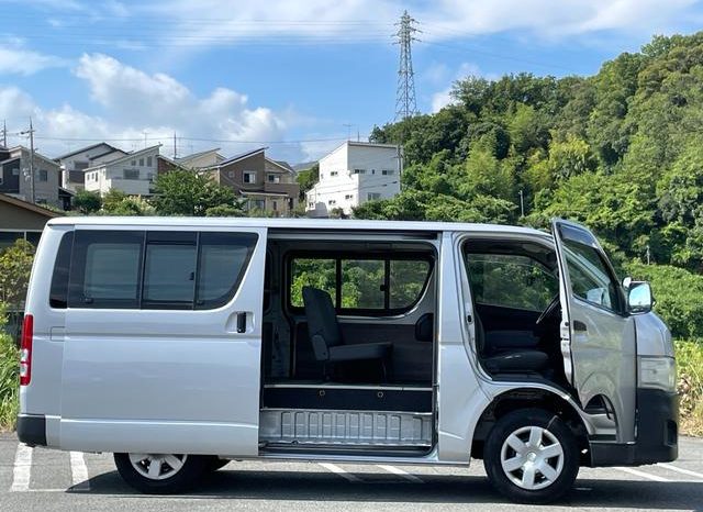 Toyota Hiace Van Long Justlow DX 2011 full