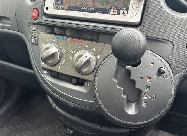 Toyota Sienta DICE 2012 full