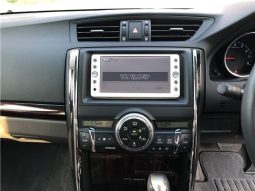 Toyota Mark X 250G Relax Selection 2010 full
