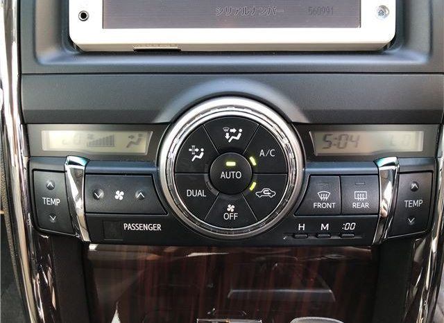 Toyota Mark X 250G Relax Selection 2010 full