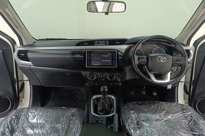 Toyota Smart Cab 4WD MT 2019 full