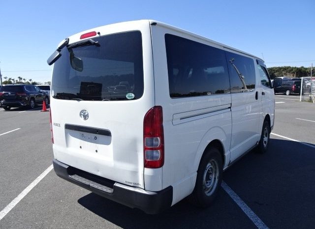 Toyota Hiace Van Long DX 2010 full