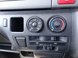 Toyota Hiace Van Long DX 2010 full