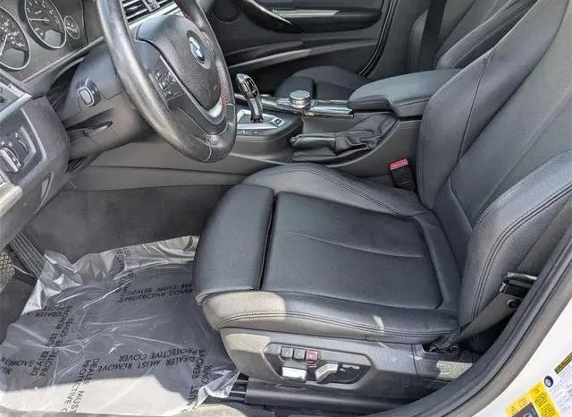 BMW 330e iPerformance 2017 full