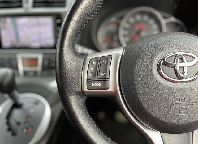 Toyota Ractis G 2013 full