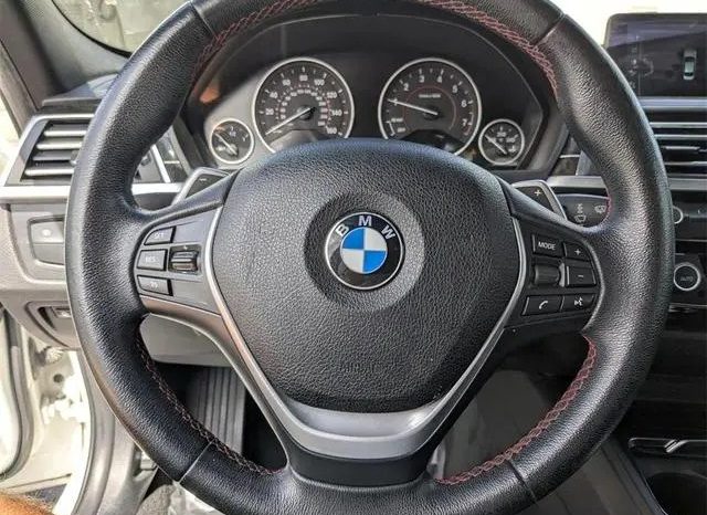 BMW 330e iPerformance 2017 full