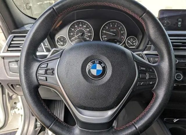 BMW 330e iPerformance 2017 full