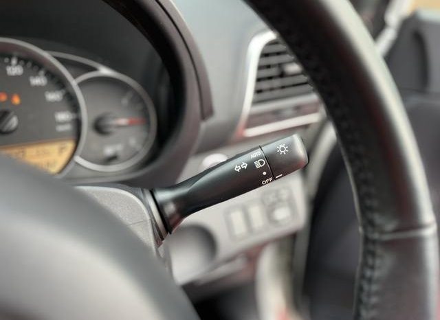 Toyota Ractis G 2013 full