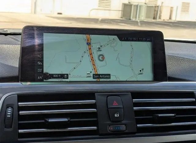 BMW 330e iPerformance 2017 full