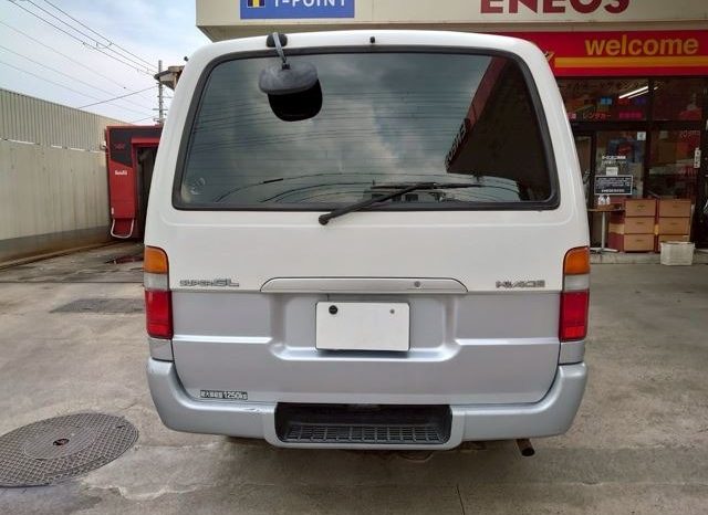 Toyota Hiace Van 2000 full