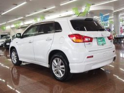 Mitsubishi RVR Roadest G 2012 full