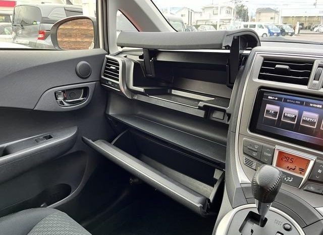 Toyota Ractis G 2013 full