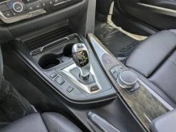 BMW 330e iPerformance 2017 full