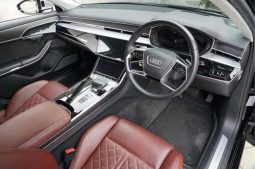 Audi A8 55TFSI Quattro 2019 full