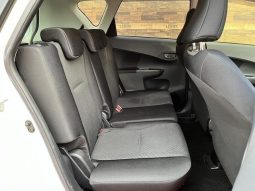 Toyota Ractis G 2013 full