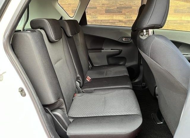 Toyota Ractis G 2013 full